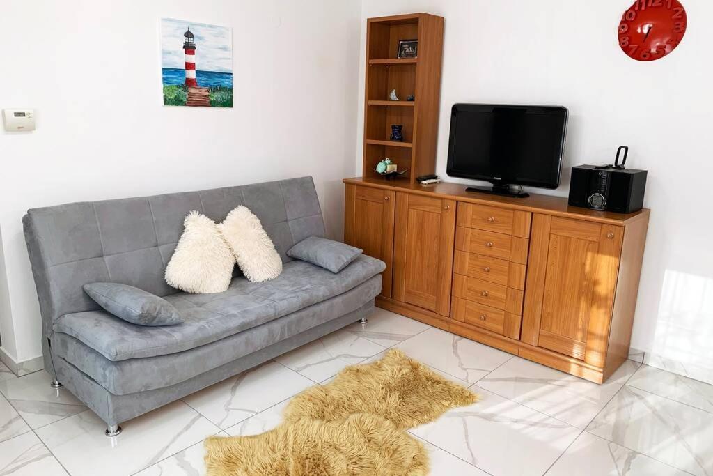 New Apartment Ema I Крк Экстерьер фото