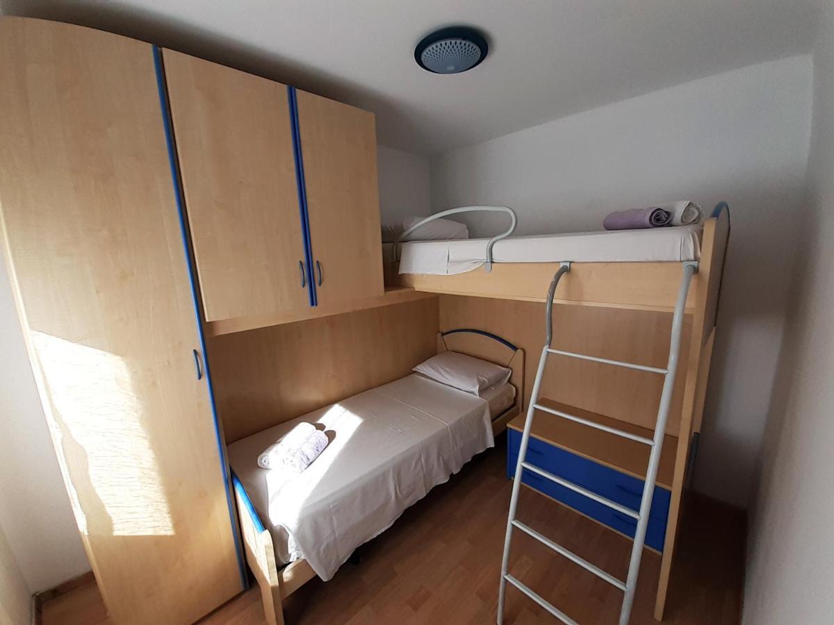 New Apartment Ema I Крк Экстерьер фото